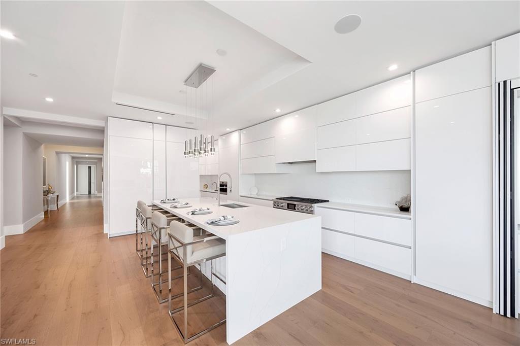 1165 8th Street South, Unit 202 Naples, FL 34102 - Photo 4 of 20