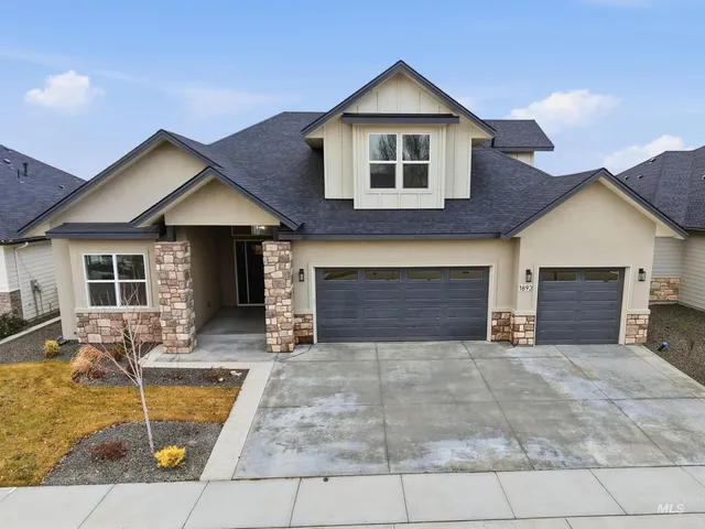 $899,000 | 1893 North Willowick Avenue, Eagle, ID 83616