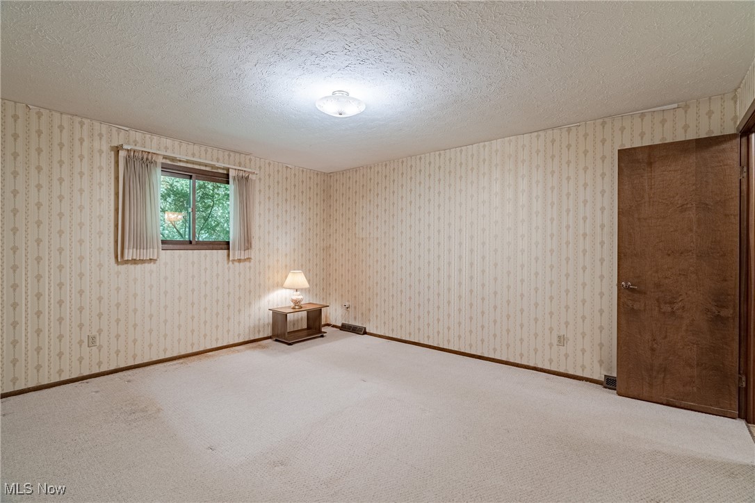 7005 Liberty Road Solon, OH 44139 - Photo 17 of 40 Gallery Image 17