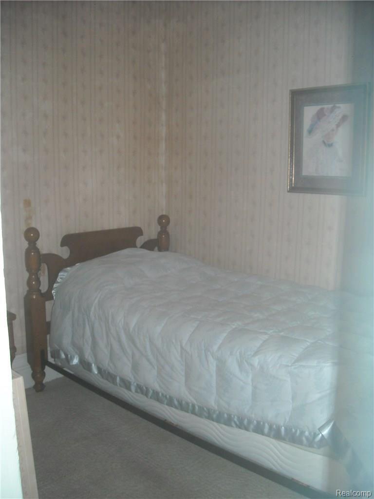 157 Charles Street River Rouge, MI 48218 - Photo 11 of 13 012.JPG