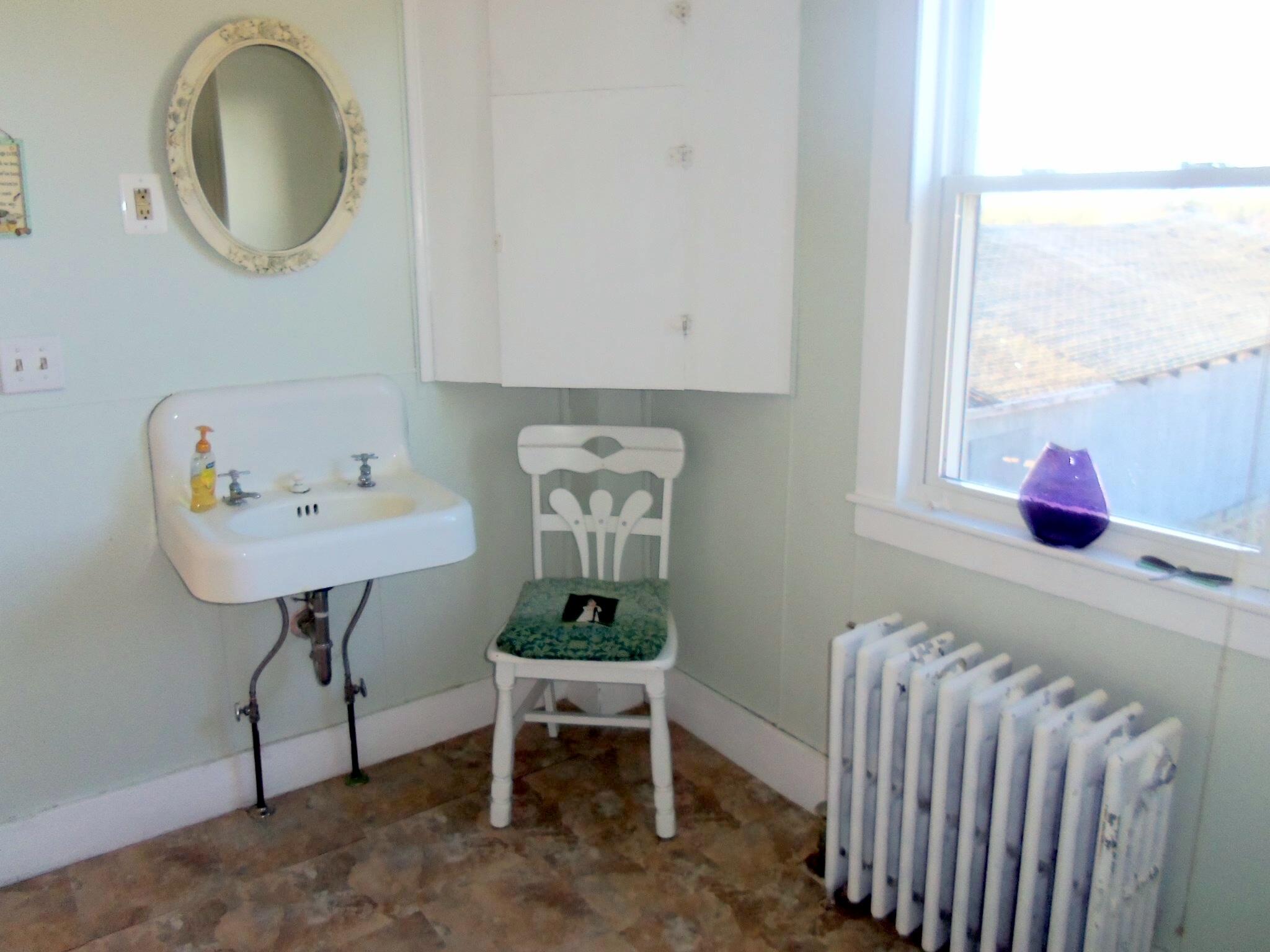 1242 Clinton Avenue Waterville, ME 04901 - Photo 16 of 69 2nd floor bath b