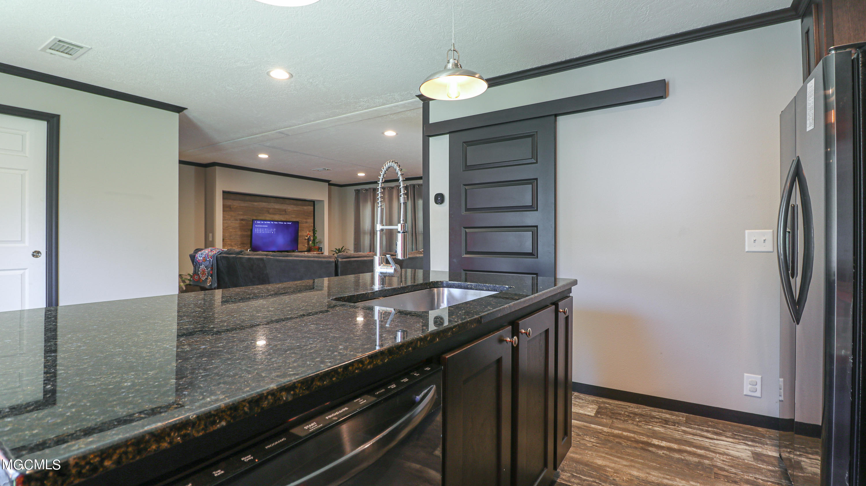 11234 Allen Road Biloxi, MS 39532 - Photo 12 of 18 Kitchen
