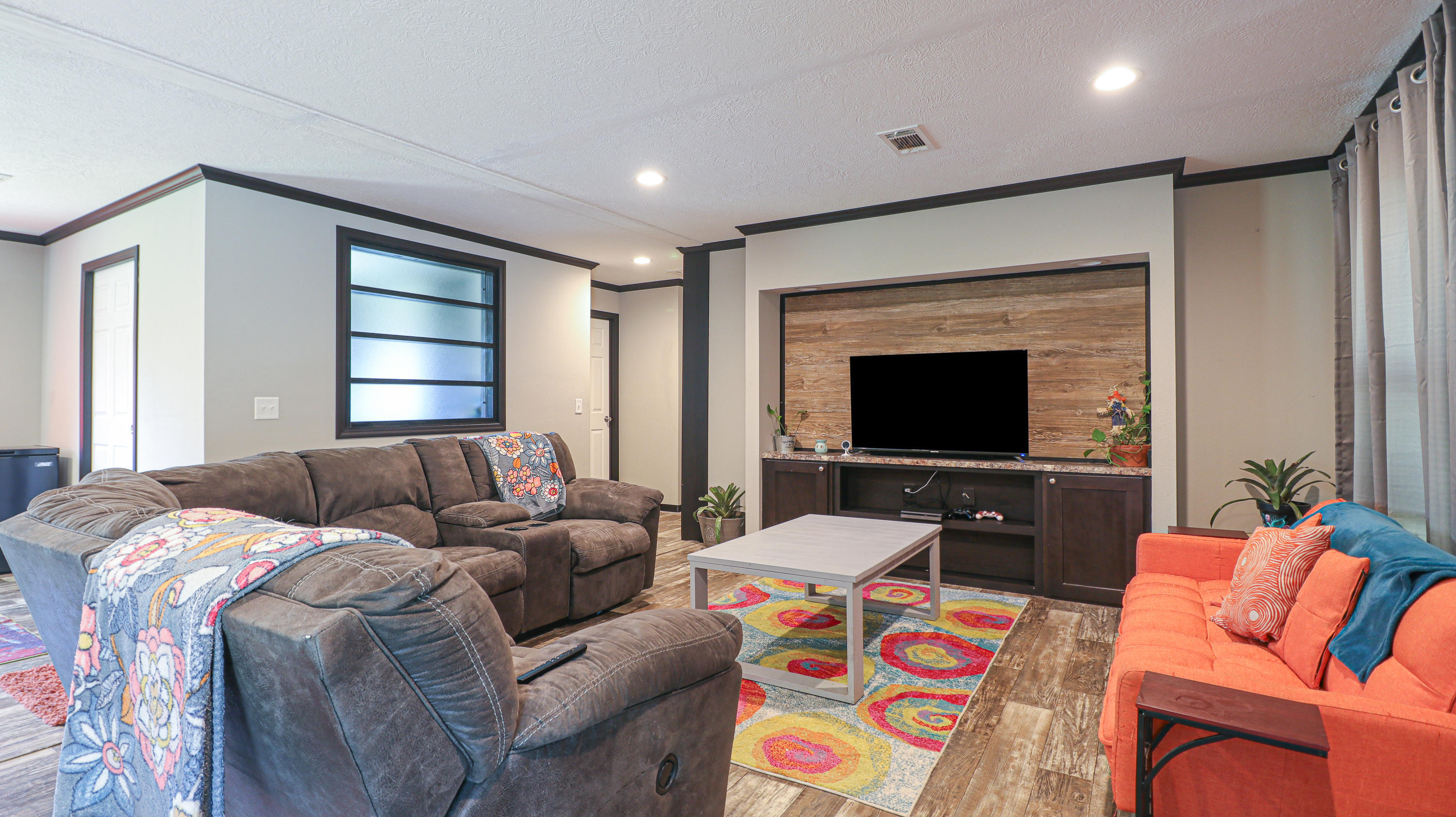 11234 Allen Road Biloxi, MS 39532 - Photo 10 of 18 LIving Room