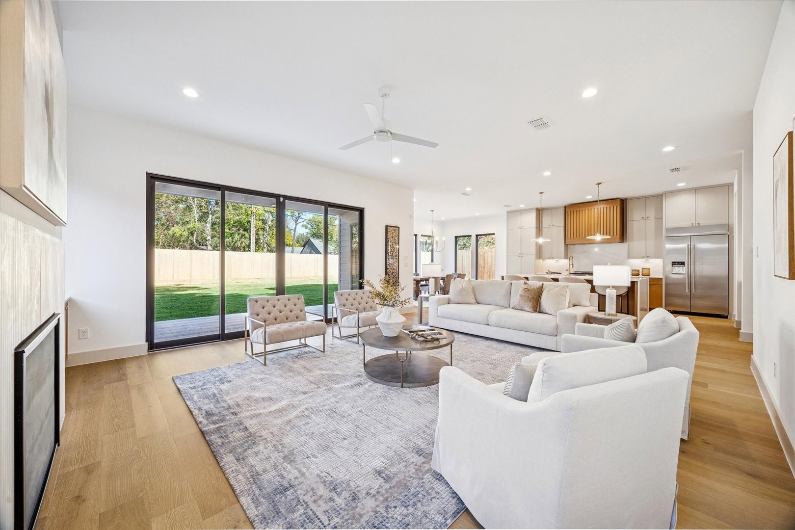 910 West 41st Street Houston, TX 77018 - Photo 14 of 33