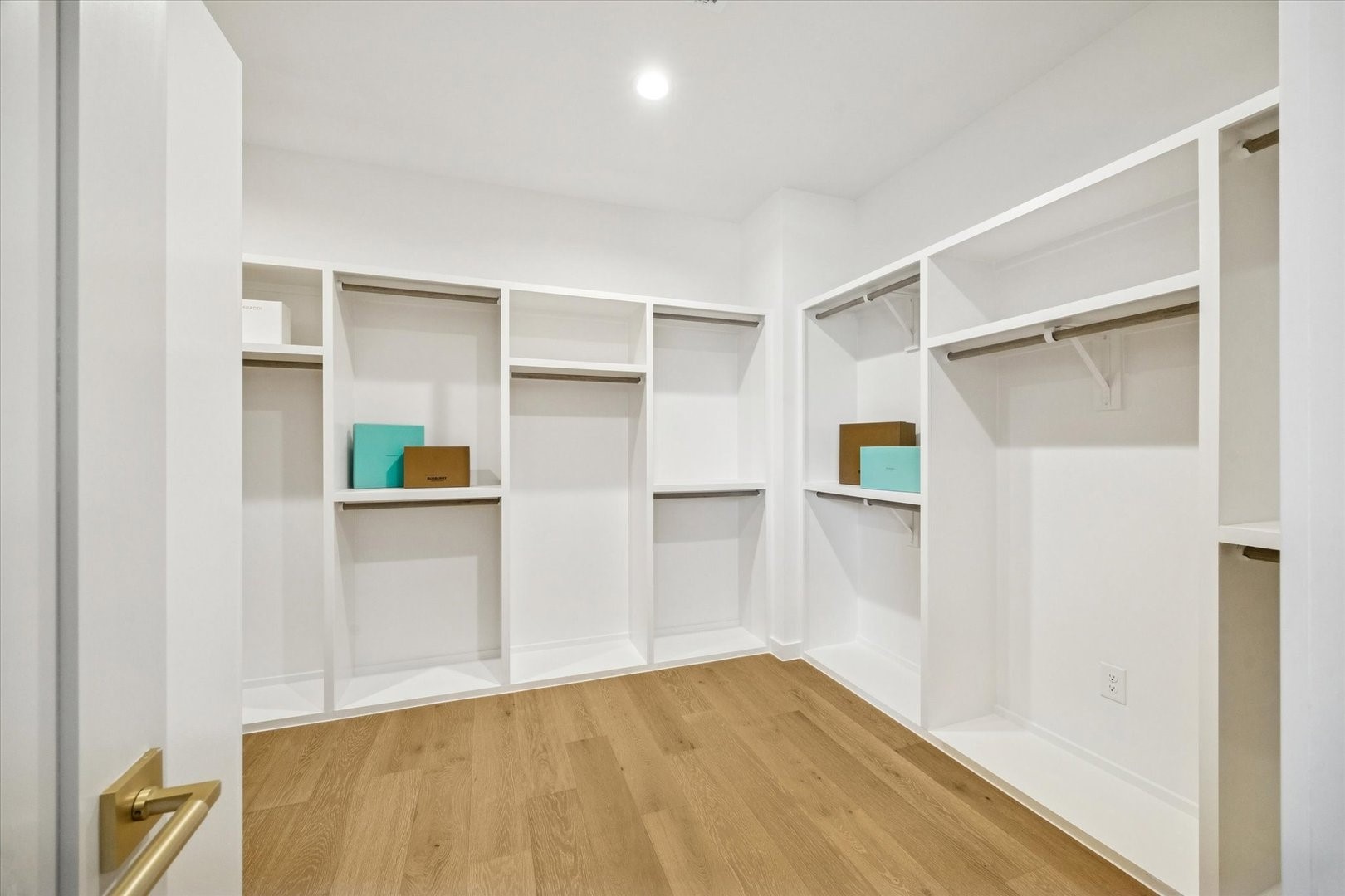 910 West 41st Street Houston, TX 77018 - Photo 20 of 33