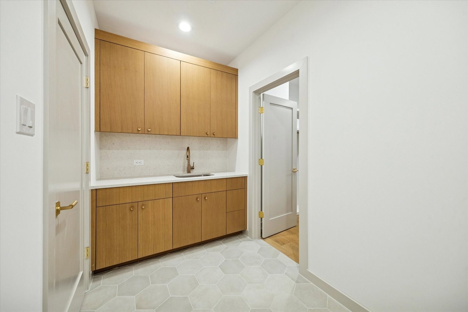 910 West 41st Street Houston, TX 77018 - Photo 22 of 33