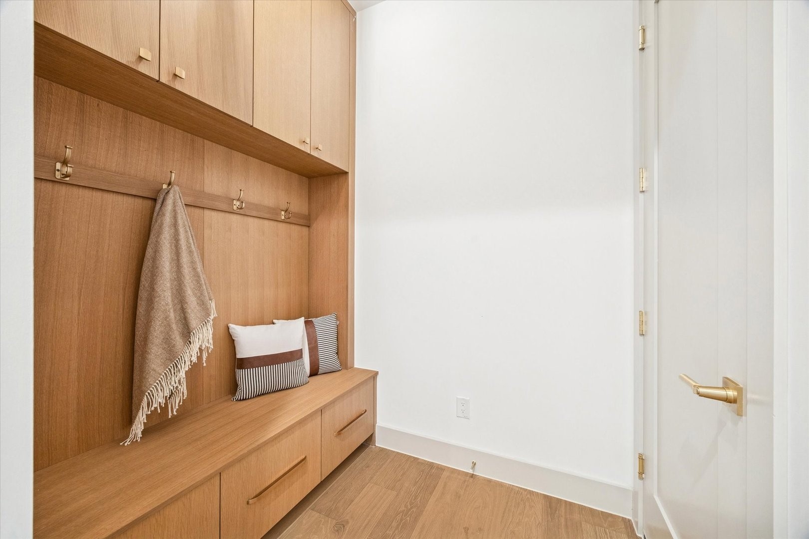 910 West 41st Street Houston, TX 77018 - Photo 27 of 33