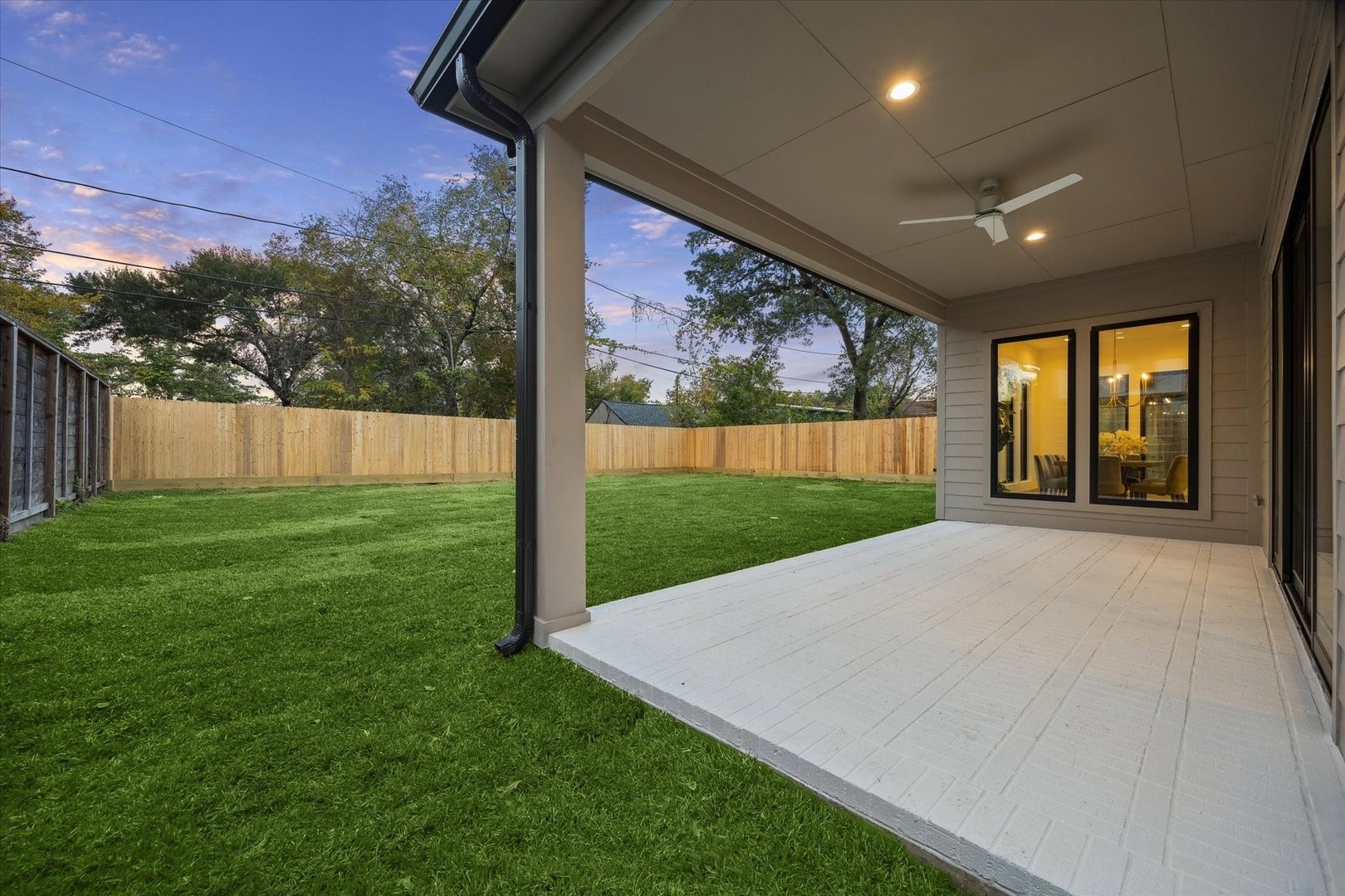 910 West 41st Street Houston, TX 77018 - Photo 31 of 33