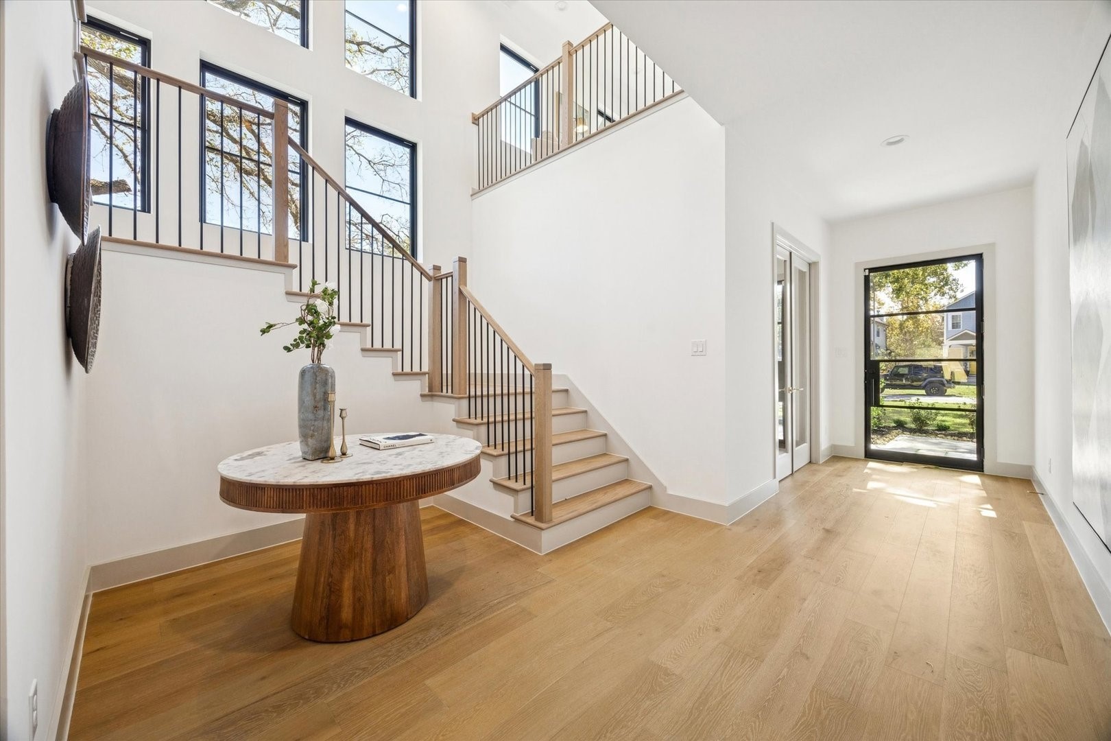 910 West 41st Street Houston, TX 77018 - Photo 6 of 33