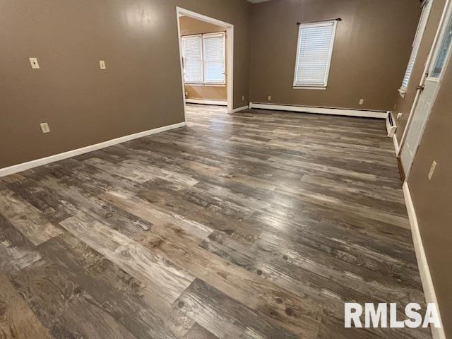 905 Walnut Greenfield, IL 62044 - Photo 9 of 35