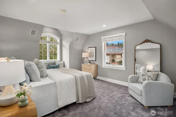 $2,498,000 | 17120 Southeast 29th Place, Bellevue, WA 98008