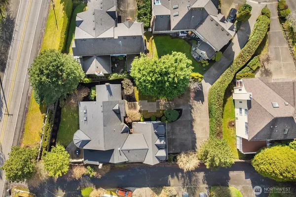 $2,498,000 | 17120 Southeast 29th Place, Bellevue, WA 98008