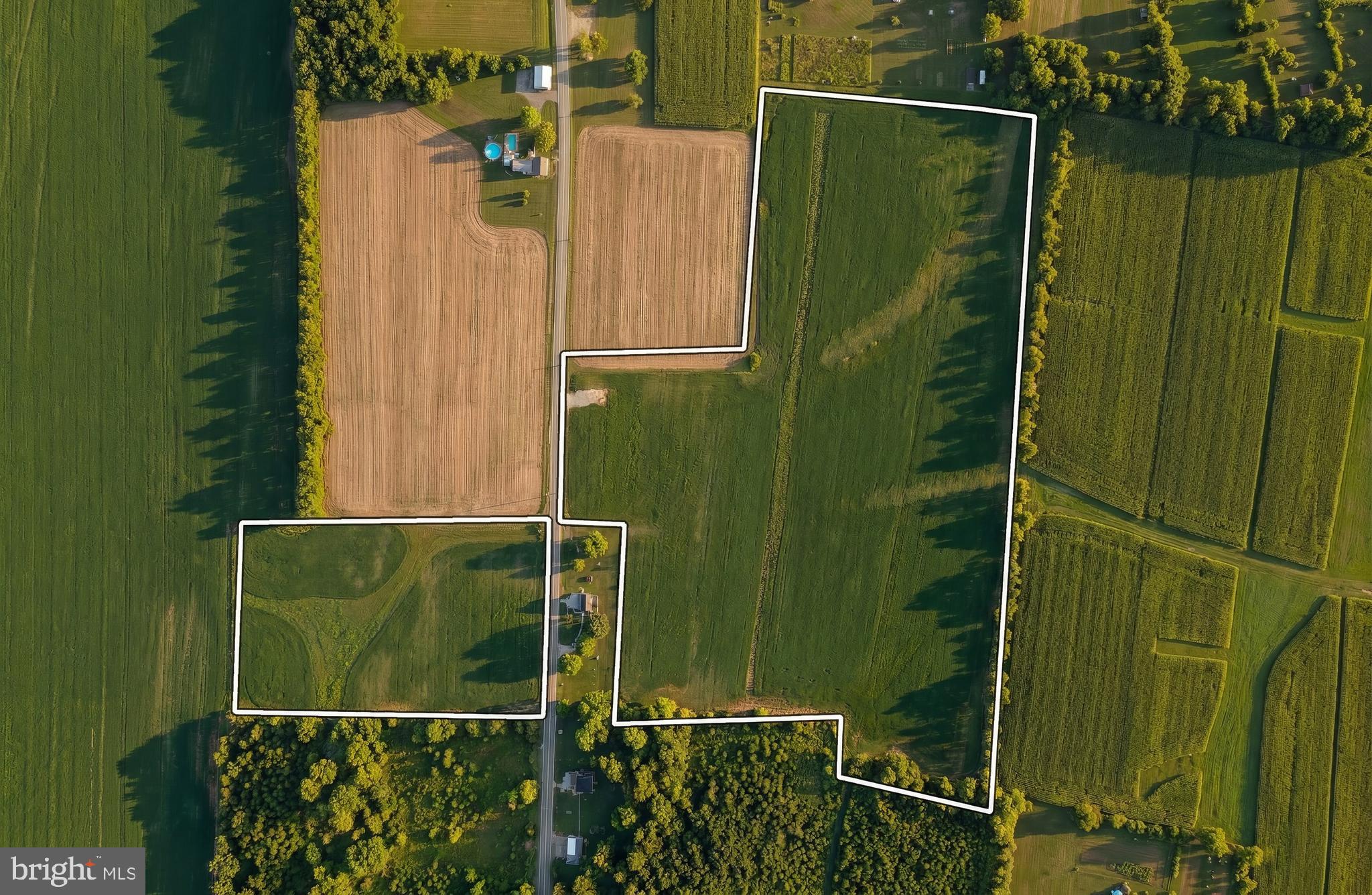4275 West Canal Road Dover, PA 17315 - Photo 1 of 13
