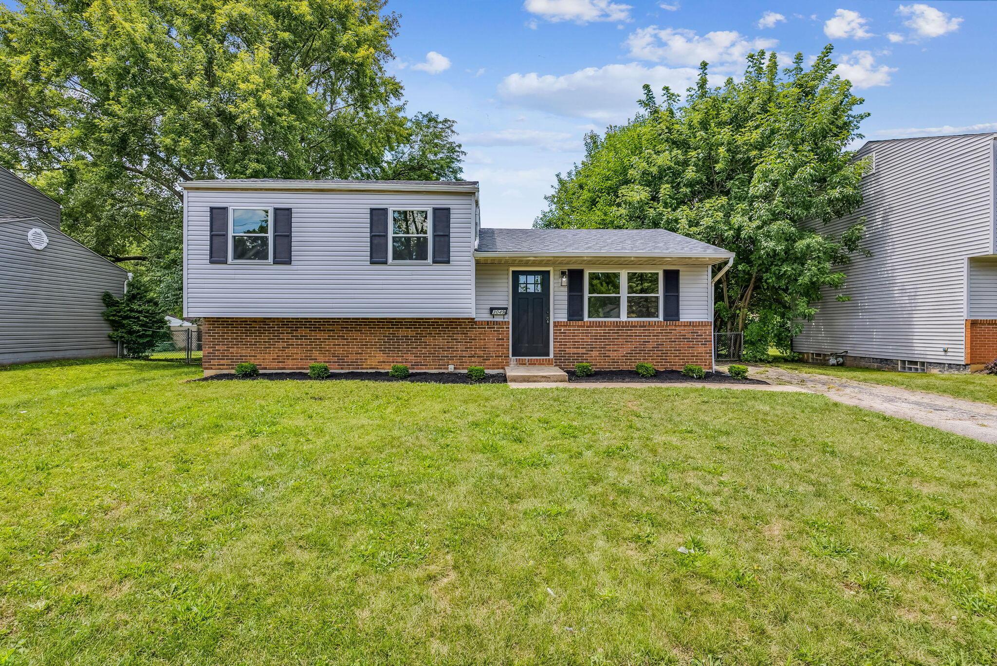 3049 Reynard Road Columbus, OH 43232 - Photo 2 of 37 28-web-or-mls-3049-reynard-rd