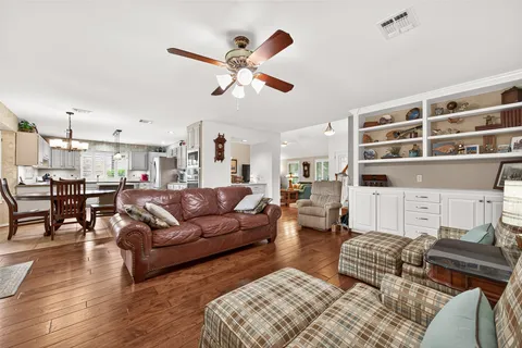 $569,000 | 303 Longview Drive, Sugar Land, TX 77478