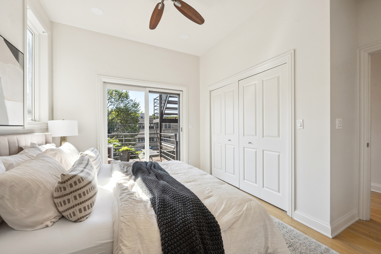 906 North Hermitage Avenue, Unit 2 Chicago, IL 60622 - Photo 18 of 27