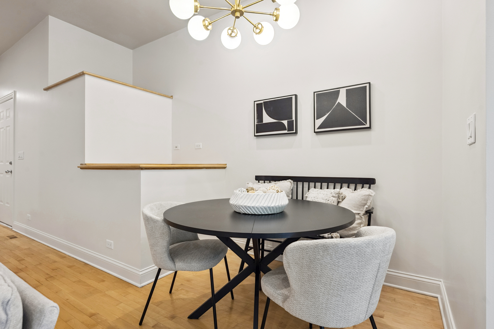 906 North Hermitage Avenue, Unit 2 Chicago, IL 60622 - Photo 10 of 27