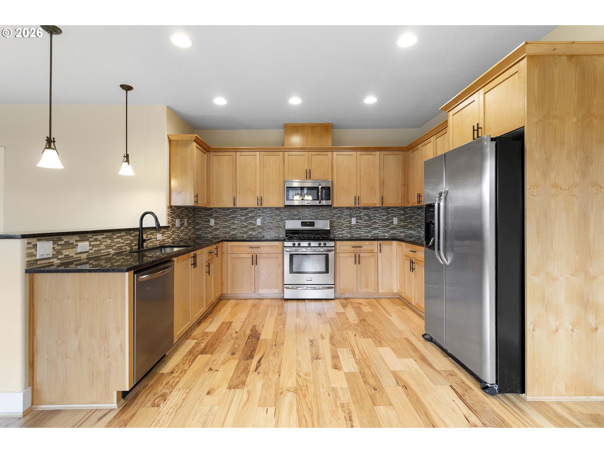 9950 Southwest Old Weir Road Beaverton, OR 97008 - Photo 8 of 34