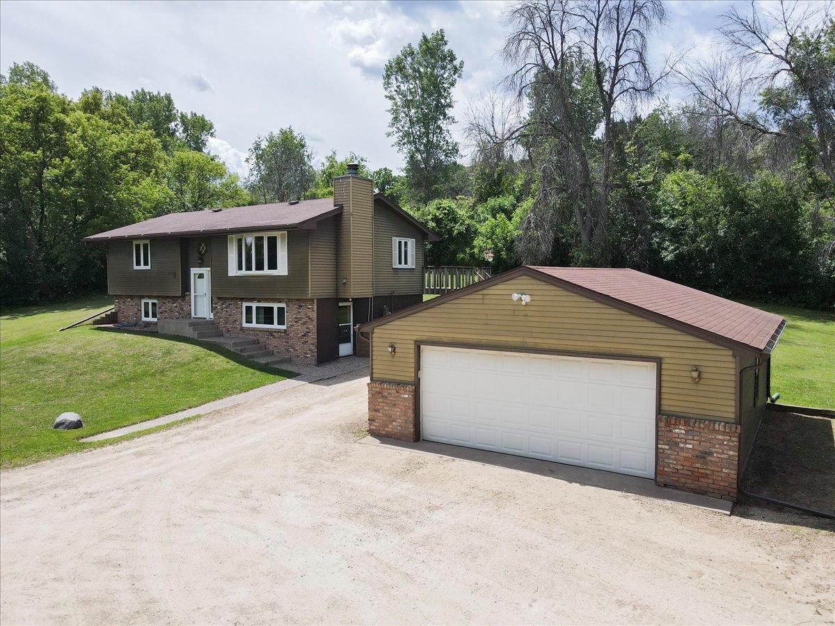 1396 Military Road Newport, MN 55055 - Photo 5 of 31