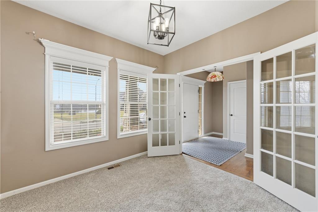 1500 Whispering Ridge Pleasant Hill, MO 64080 - Photo 3 of 50