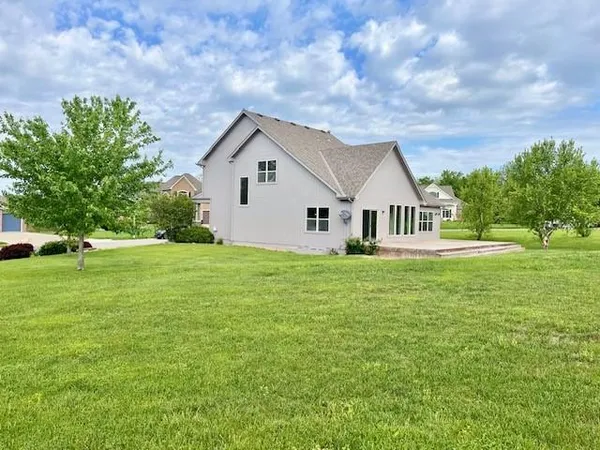 $519,000 | 1500 Whispering Ridge, Pleasant Hill, MO 64080
