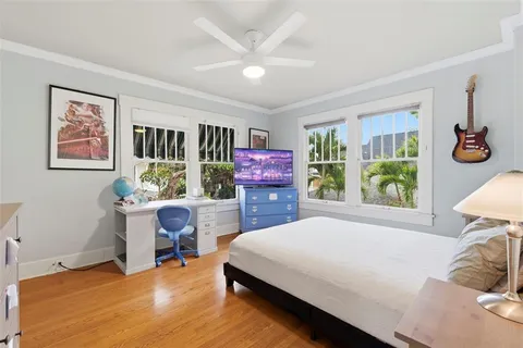 $1,549,000 | 816 16th Avenue Northeast, St. Petersburg, FL 33704