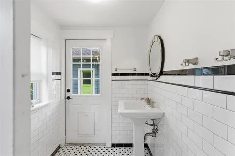 $1,549,000 | 816 16th Avenue Northeast, St. Petersburg, FL 33704