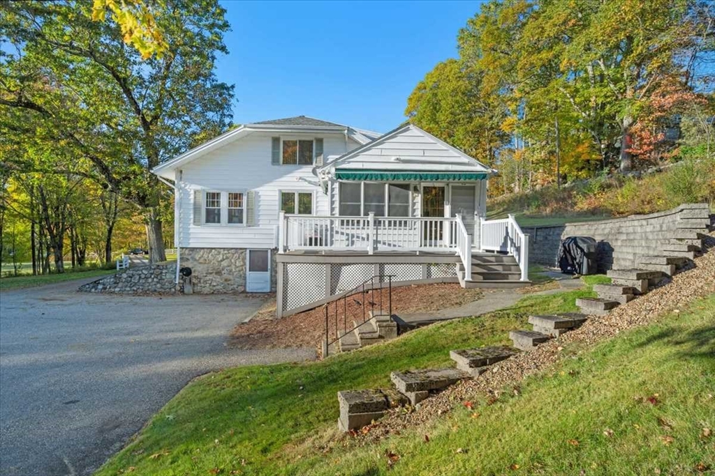 30 Tobin Road Leicester, MA 01611 - Photo 29 of 33 a front view of a house with garden