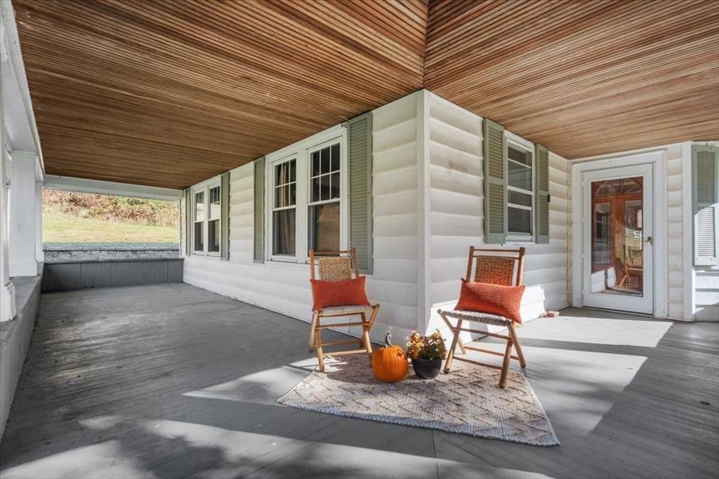 30 Tobin Road Leicester, MA 01611 - Photo 4 of 33 a living room filled with furniture