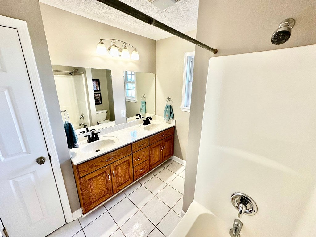 417 Bronco Road Hillsville, VA 24343 - Photo 37 of 58 Gallery Image 37