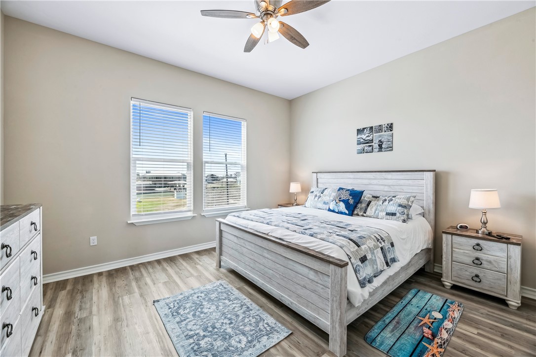 125 Lakeview Road Rockport, TX 78382 - Photo 11 of 40