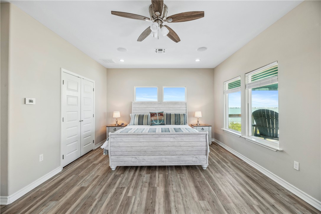 125 Lakeview Road Rockport, TX 78382 - Photo 22 of 40