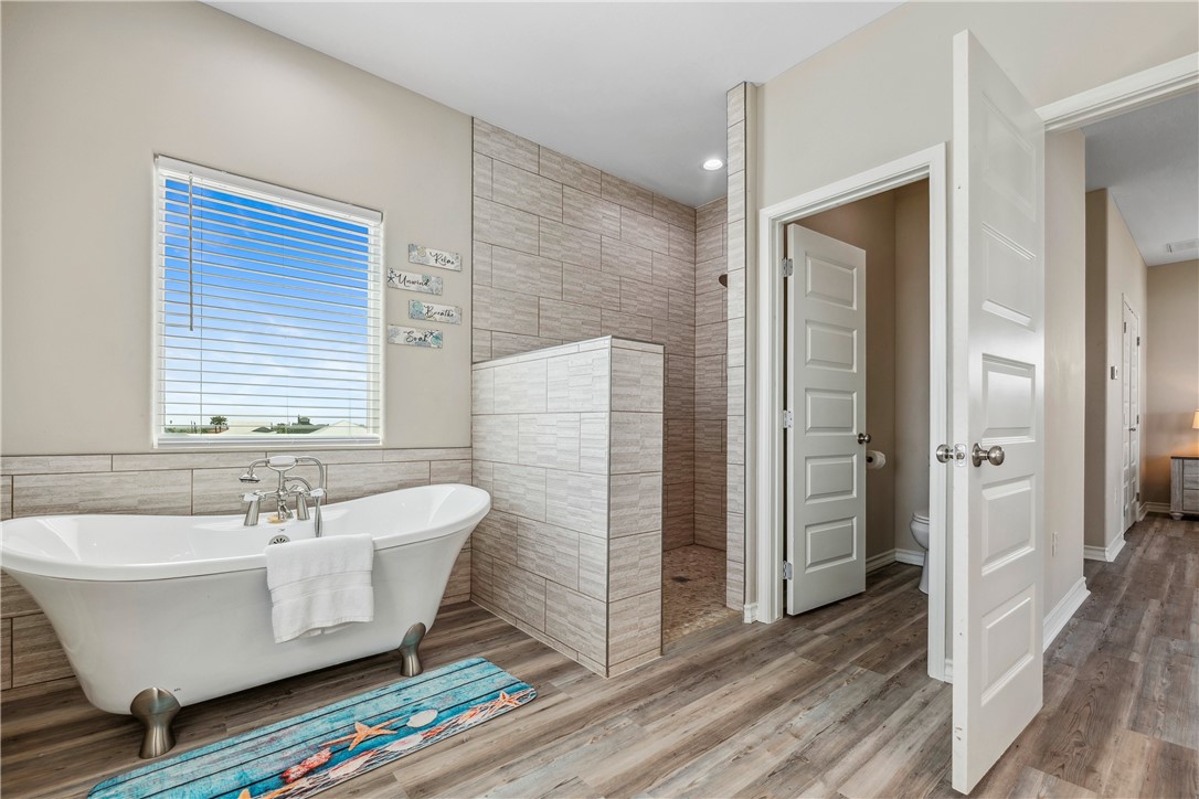 125 Lakeview Road Rockport, TX 78382 - Photo 26 of 40