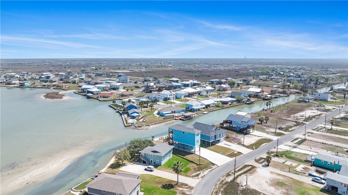 125 Lakeview Road Rockport, TX 78382 - Photo 32 of 40