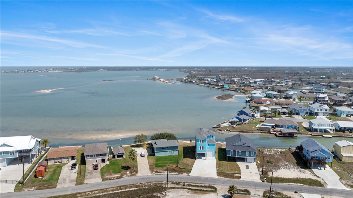 125 Lakeview Road Rockport, TX 78382 - Photo 33 of 40