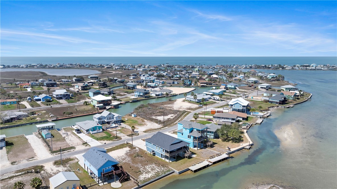 125 Lakeview Road Rockport, TX 78382 - Photo 35 of 40