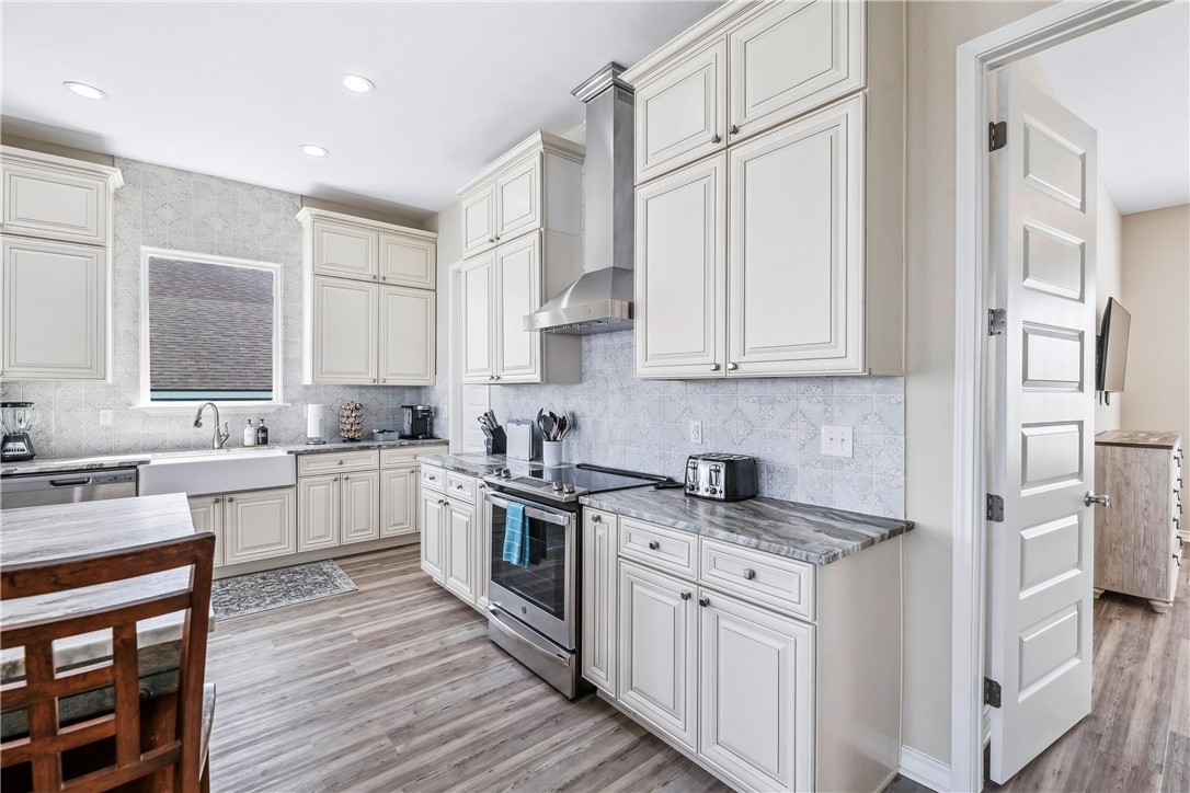 125 Lakeview Road Rockport, TX 78382 - Photo 7 of 40