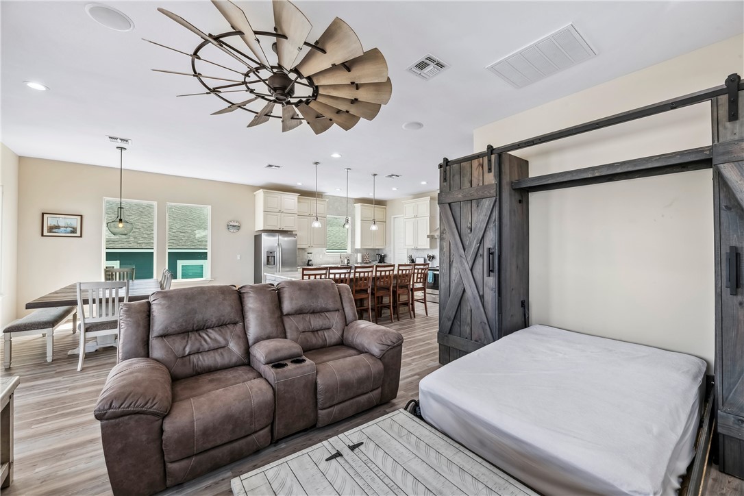 125 Lakeview Road Rockport, TX 78382 - Photo 10 of 40