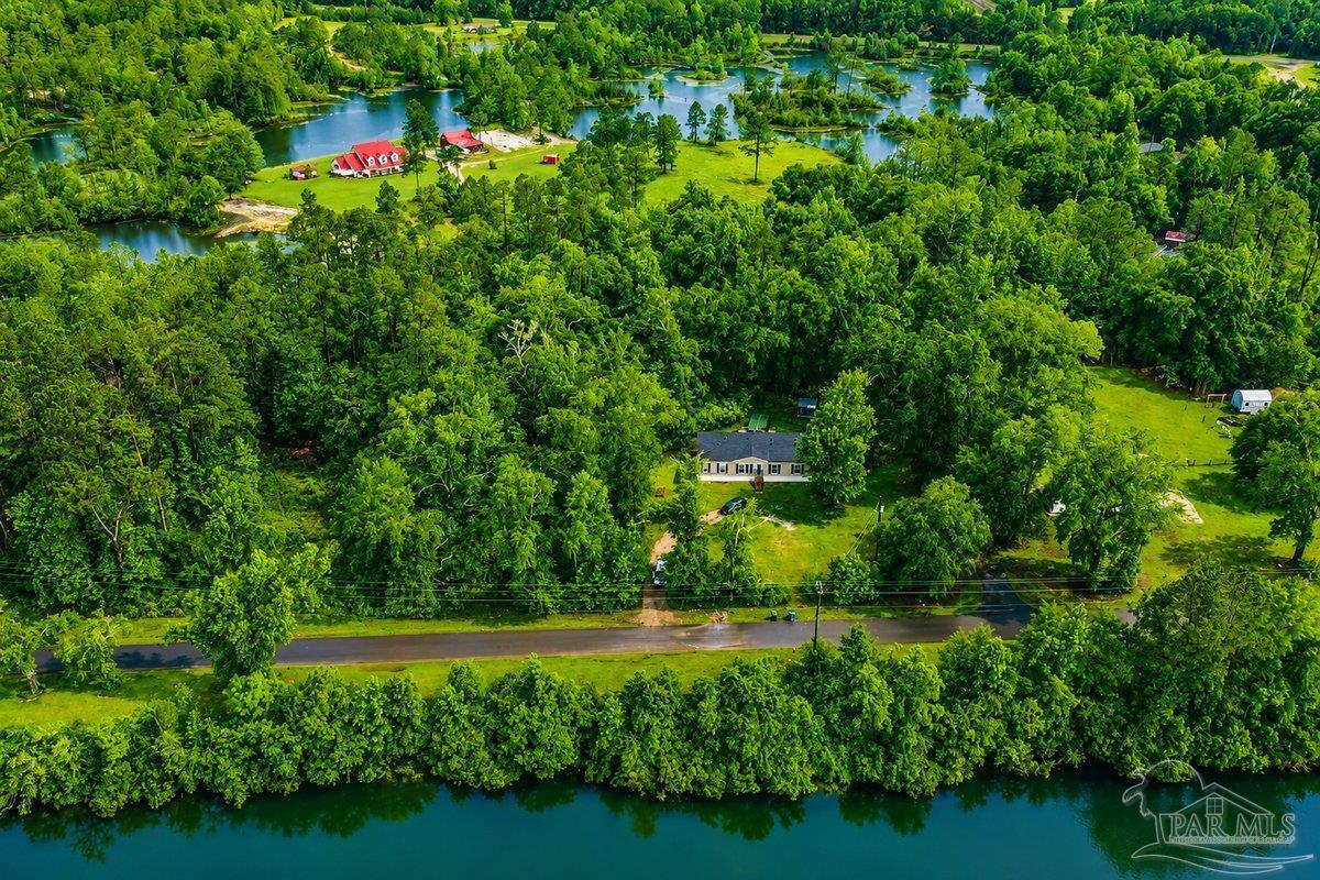 631 Campbell Road Century, FL 32535 - Photo 15 of 36