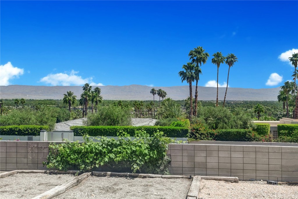 40600 Tonopah Road Rancho Mirage, CA 92270 - Photo 11 of 31 Insane down valley views