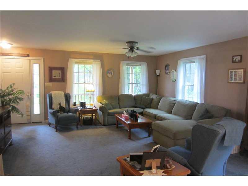 75 Roberts Hill Road Topsham, ME 04086 - Photo 7 of 35 Living Room.