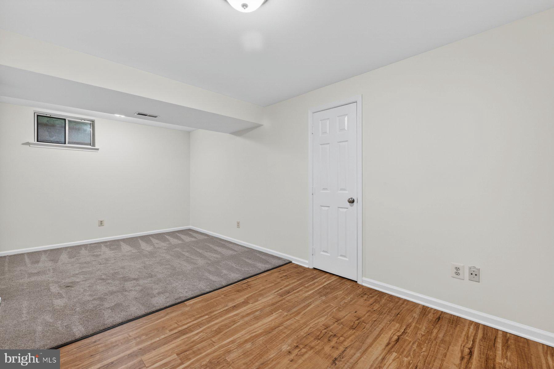 302 Spring Gate Court Mount Airy, MD 21771 - Photo 40 of 48