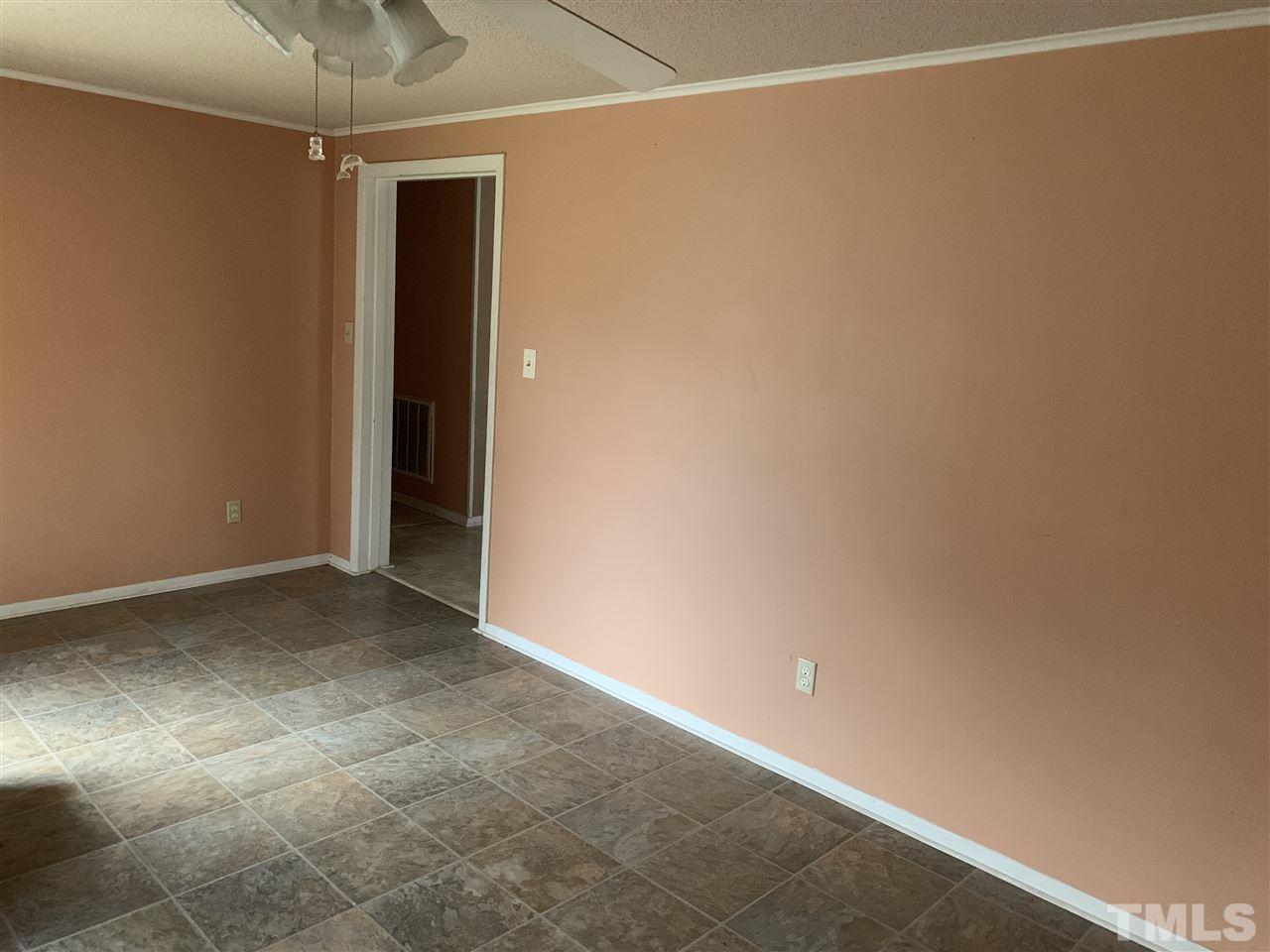 10221 Debnam Road Zebulon, NC 27597 - Photo 5 of 11 Gallery Image 5