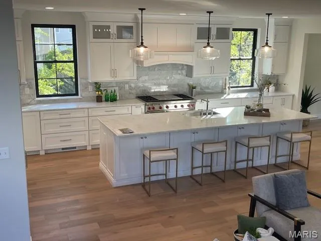 $2,789,000 | 8145 University Drive, Clayton, MO 63105