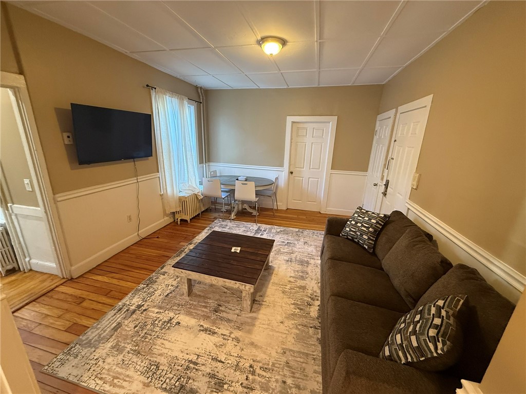 33 Ann Street Newport, RI 02840 - Photo 4 of 13