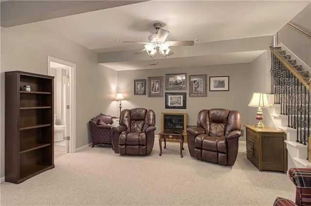 $424,900 | 1004 Hackberry Court, Liberty, MO 64068
