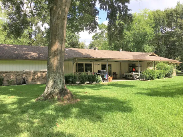 $2,250 | 14216 Horseshoe Bend, Conroe, TX 77384