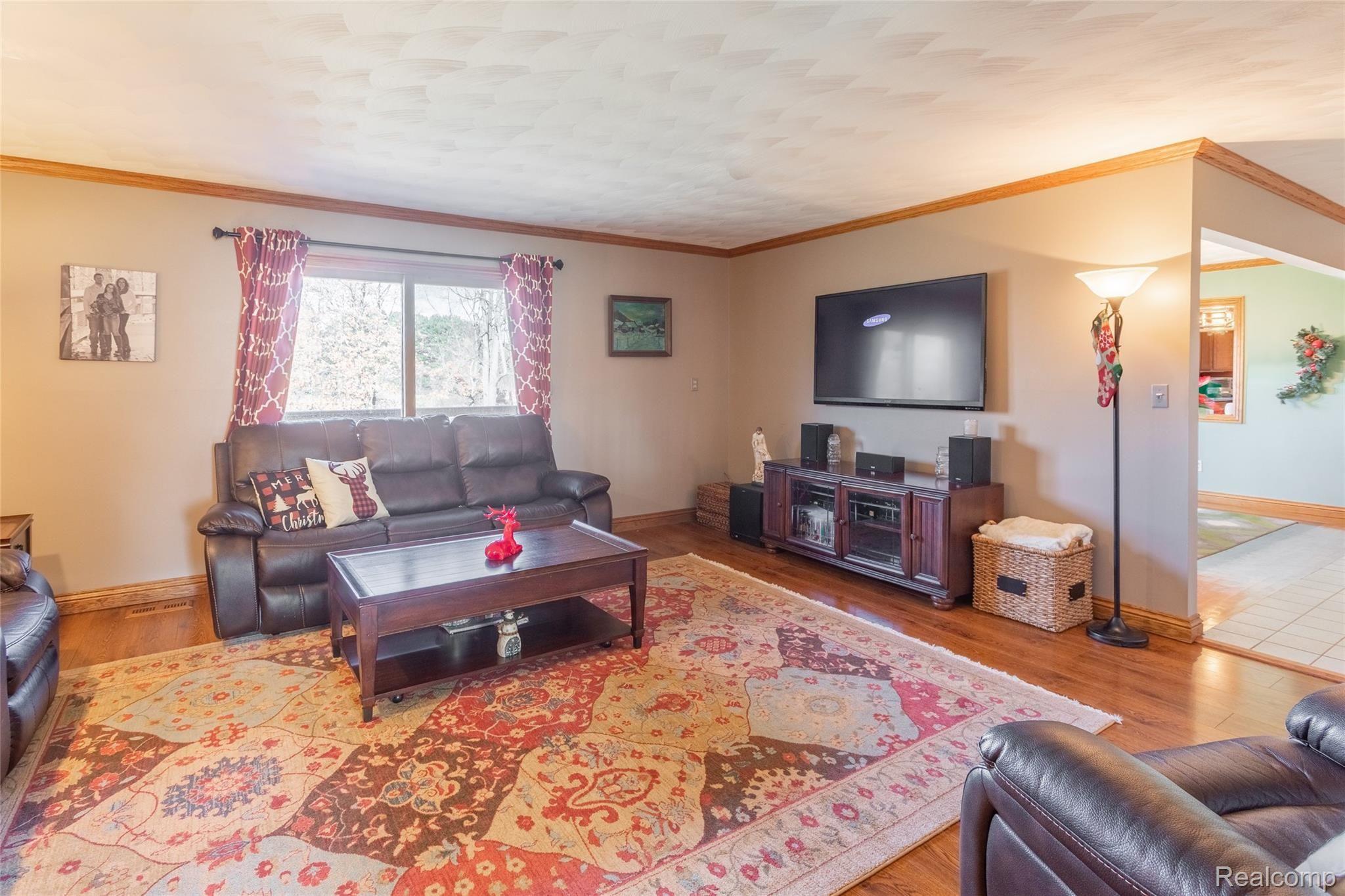 4729 Merritt Road Ypsilanti, MI 48197 - Photo 15 of 58 244A2818-HDR.jpg