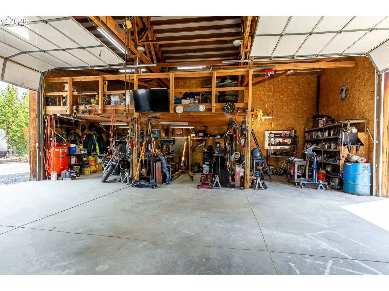 123551 Surveyor Road Crescent Lake, OR 97733 - Photo 40 of 44