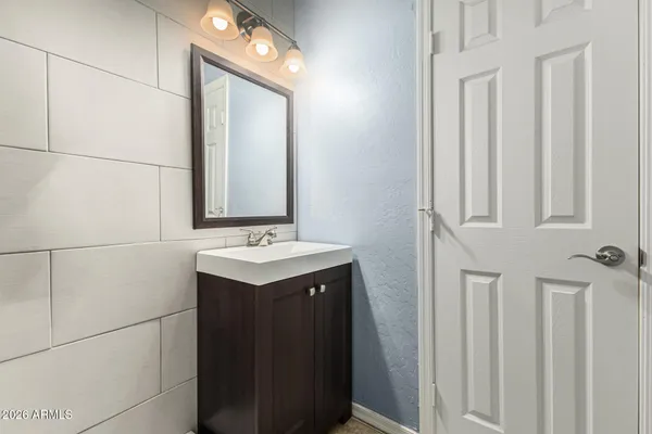 $224,999 | 2301 East University Drive, Unit 176, Mesa, AZ 85213